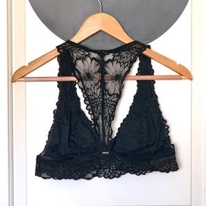 PINK Victoria's Secret Lace Black Halter Bralette